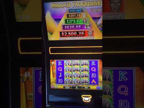 IGT Pyramid Progressive Video Slot Machine