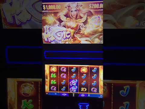 IGT It's Magic Amber Video Slot Machine