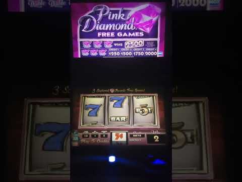 IGT Pink Diamonds Video Slot Machine