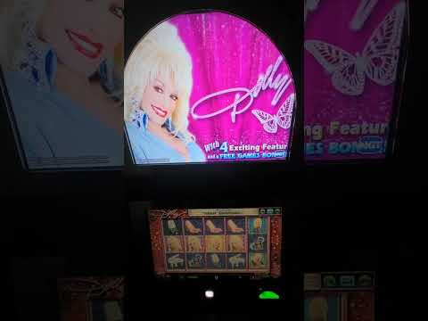 IGT Dolly Video Slot Machine Game