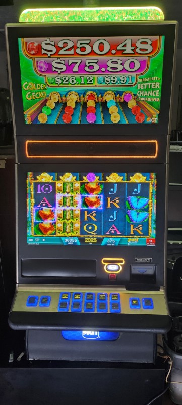 IGT Golden Gecko Video Slot Machine