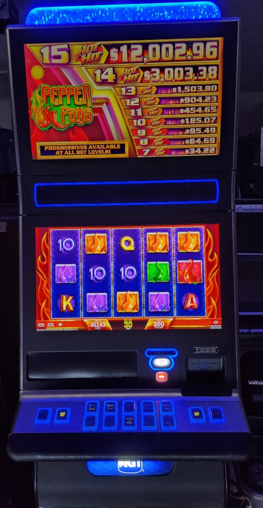 IGT Hot Hit Pepper Pays Video Slot Machine