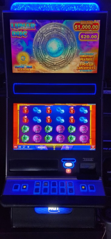 IGT Lunar Disk Video Slot Machine