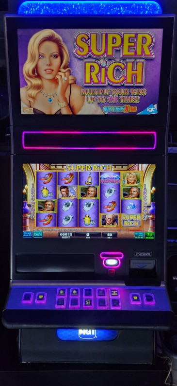 IGT Super Rich Video Slot Machine