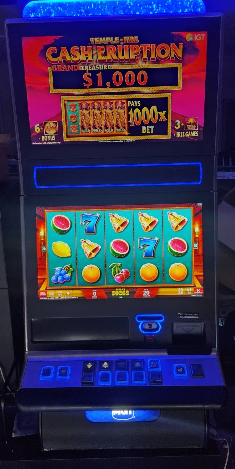 IGT Temple of Fire Cash Eruption Video Slot Machine